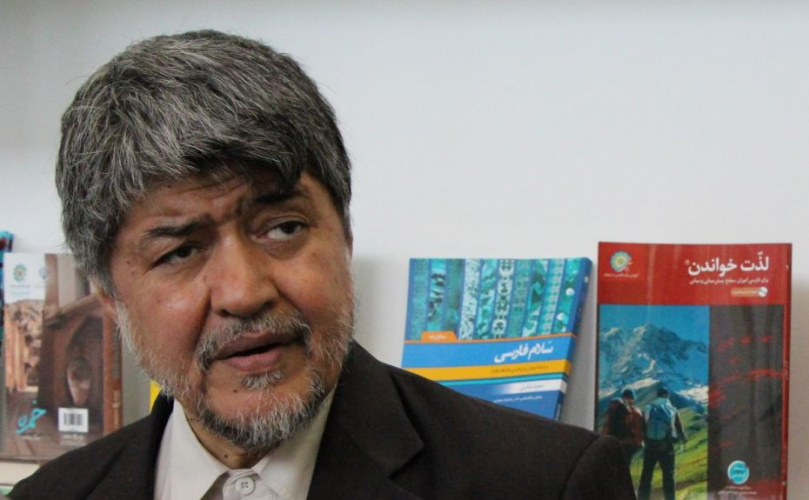 با گسترش زبان فارسی، گستره فرهنگ را افزایش دهیم